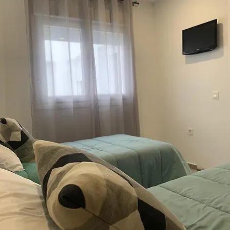 Encanto I Solo Familias Y Parejas En Zona Centro *