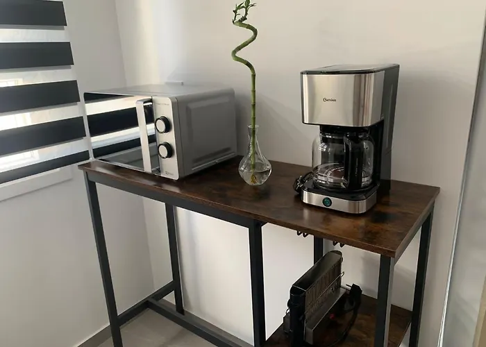 Encanto I Solo Familias Y Parejas En Zona Centro *