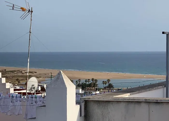 Encanto I Solo Familias Y Parejas En Zona Centro Conil De La Frontera
